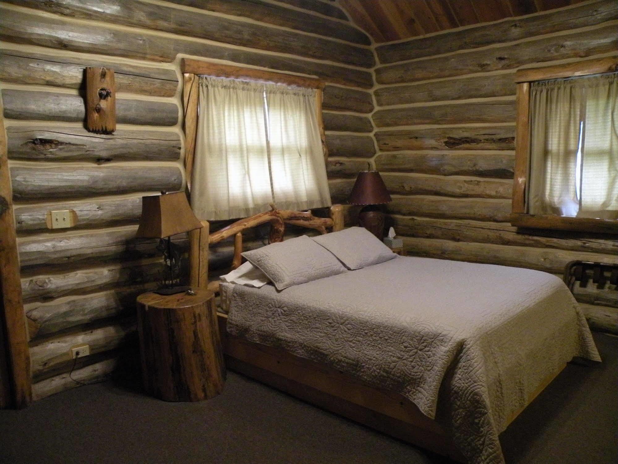 Gold Camp Cabins Custer Exterior foto